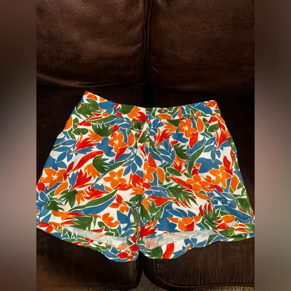 High Waisted Print Short - Picture 4 of 6